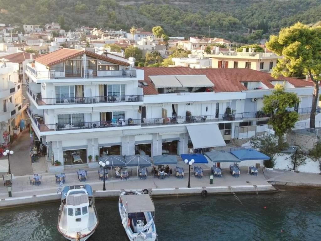 Hotel Mike Epidaurus Екстериор снимка