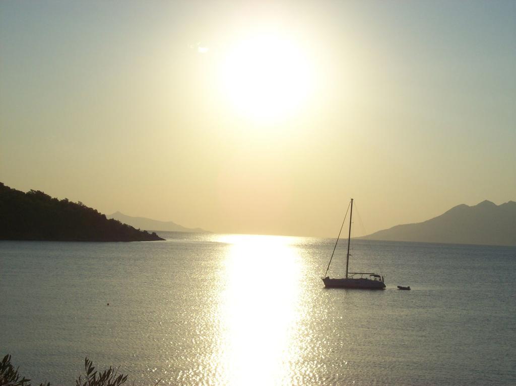 Hotel Mike Epidaurus Екстериор снимка